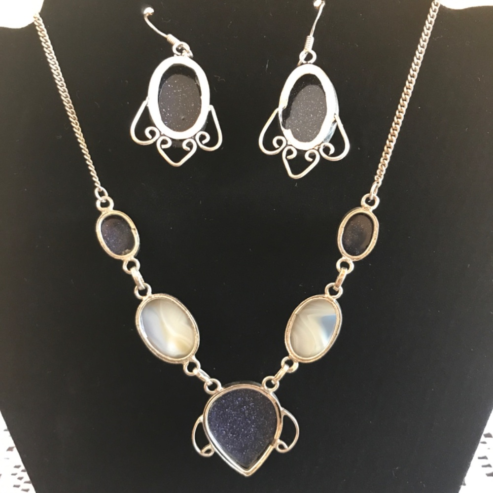 Silver Plated Gem Necklace Set- EUC 2/$25 - Picture 5 of 13